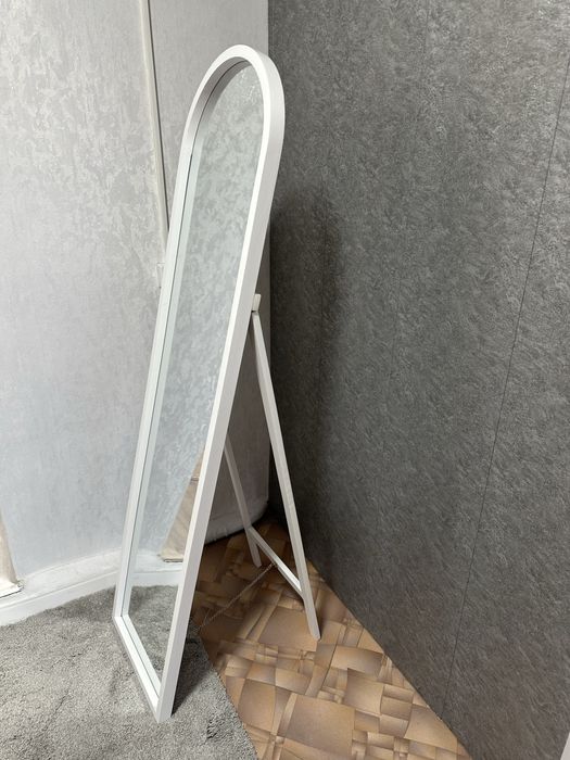 Продам зеркало напольное
