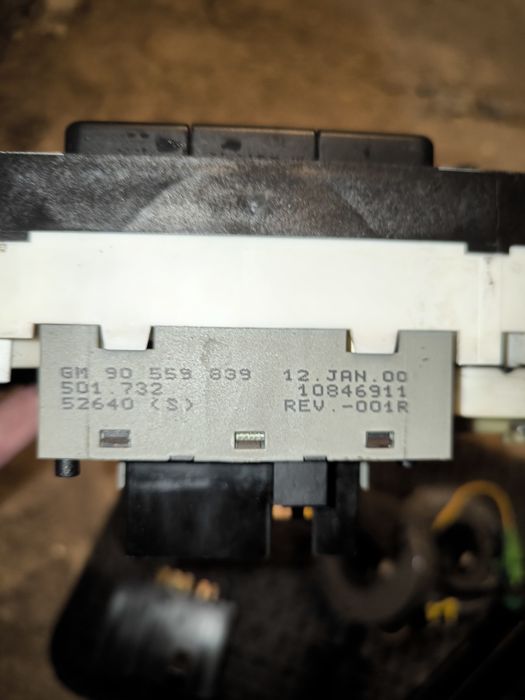 Лентов кабел,ключ фарове,управление парно,клапан Опел Астра Г