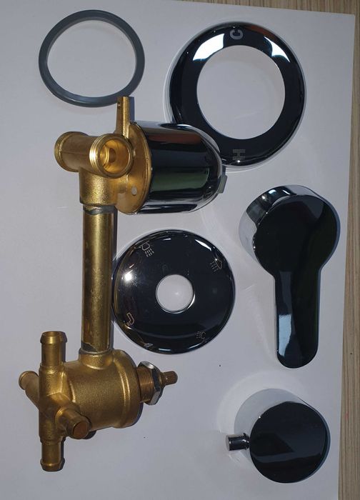 Baterie cabina dus 4 iesiri filet stut 10cm 12.5cm