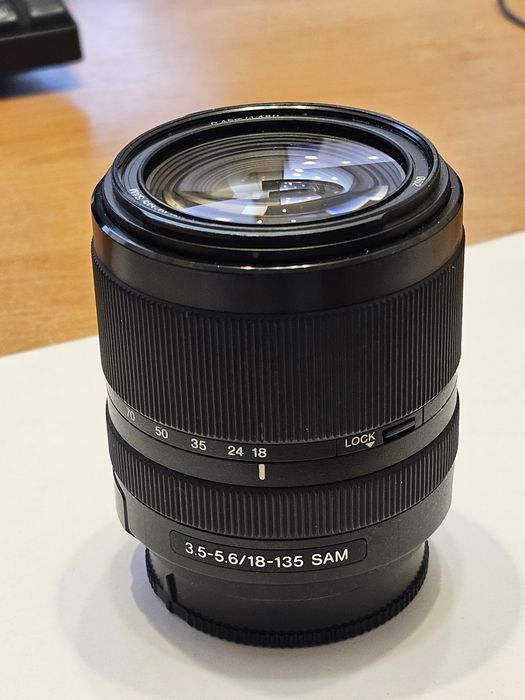 Продам объектив 18-135 на Sony