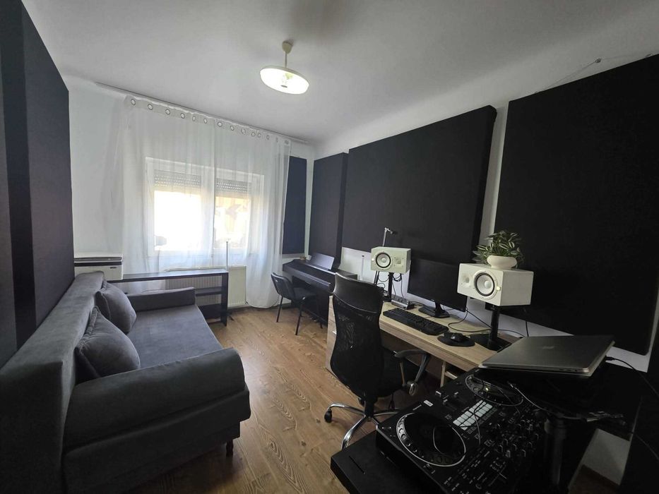 Apartament piata mica
