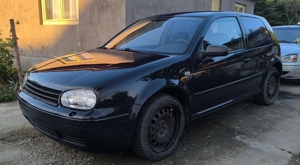 Golf 4 coupe 1.4 16 V AXP