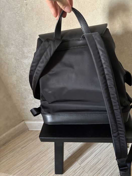 Рюкзак charles & keith