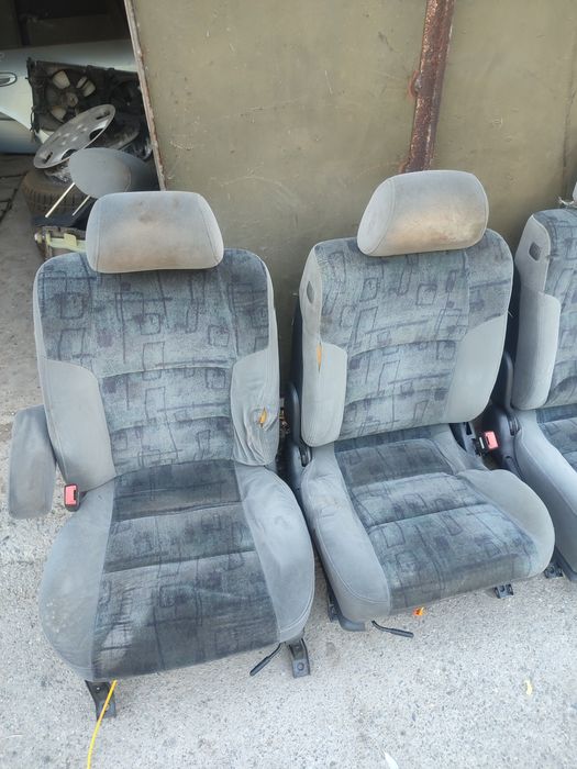 Привозные сиденья на MAZDA 626 мазда 626