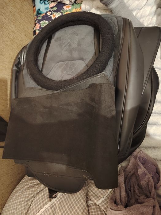 Продаётся чехол и алькантара состояние идеальное