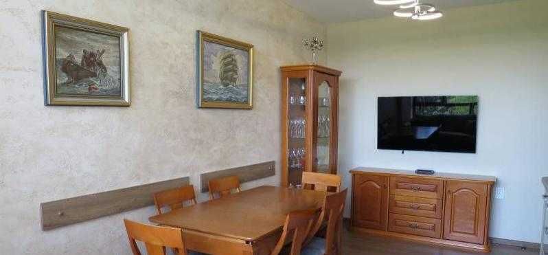 Гледка море! Тристаен апартамент в Лазур!