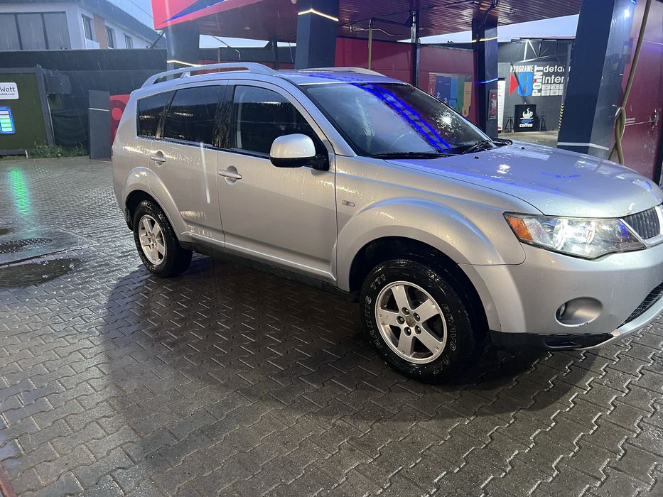 MITSUBISHI Outlander 2007 — imagine 2
