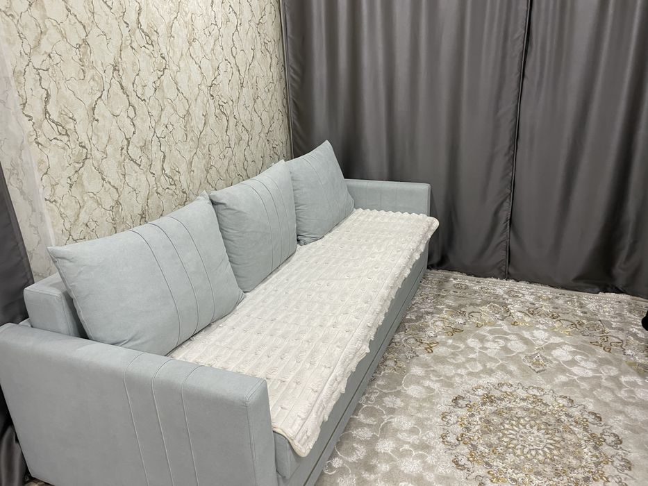 Продам диван , 2 м,