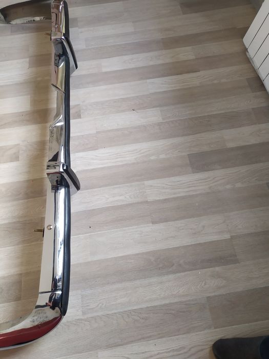 Задний бампер или буфер газ 24,2410