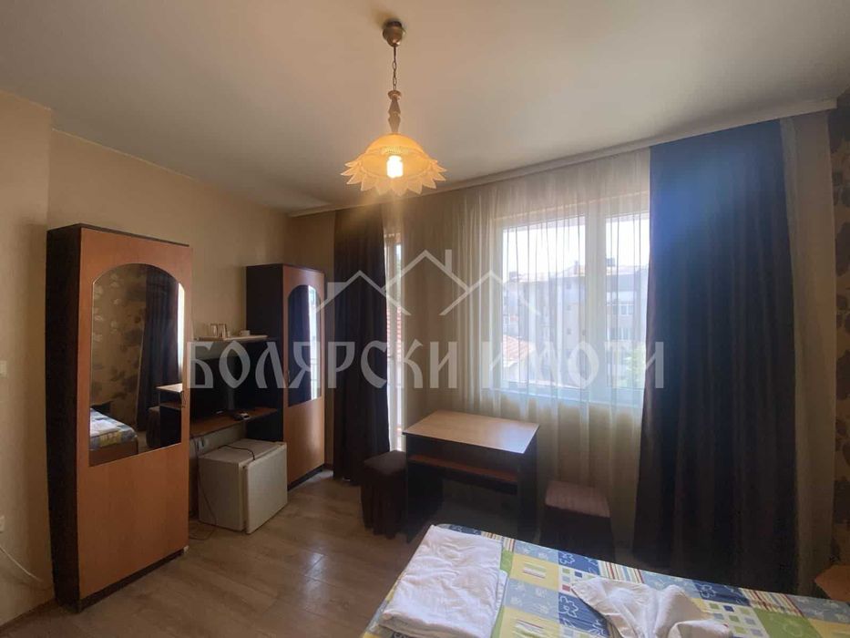 Дава се под наем Тристаен апартамент в Велико Търново, Център - 90 кв.м за 410 € - Снимка #6