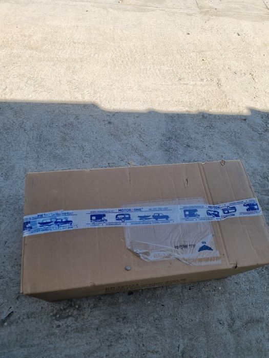 Cort lateral dubite cu deschidere laterala