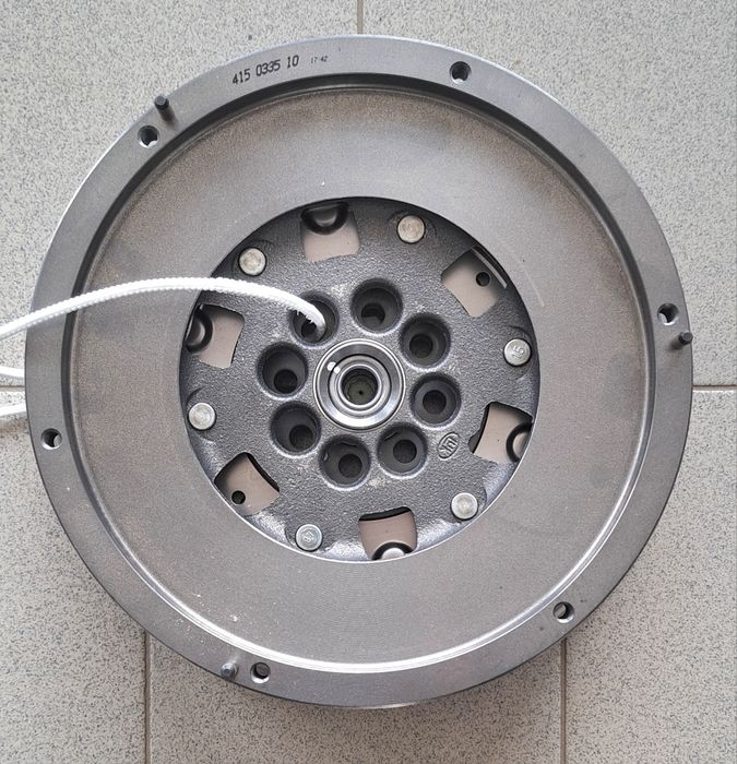 Chit Ambreaj Luk Crafter 2.5 Tdi 109 / 136 Cai  Volanta Placă Disc Noi