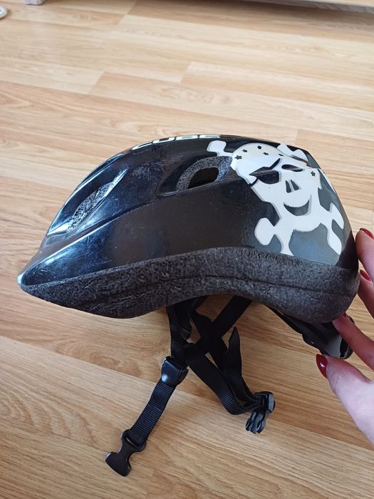 CUBE детска каска за колело