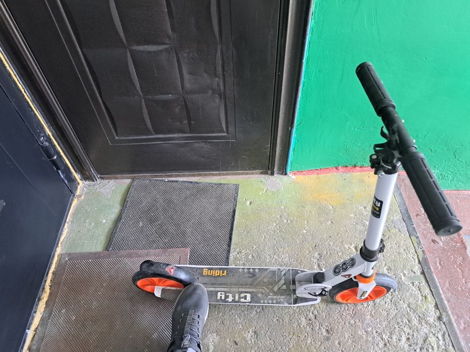 Продам Самокат детский