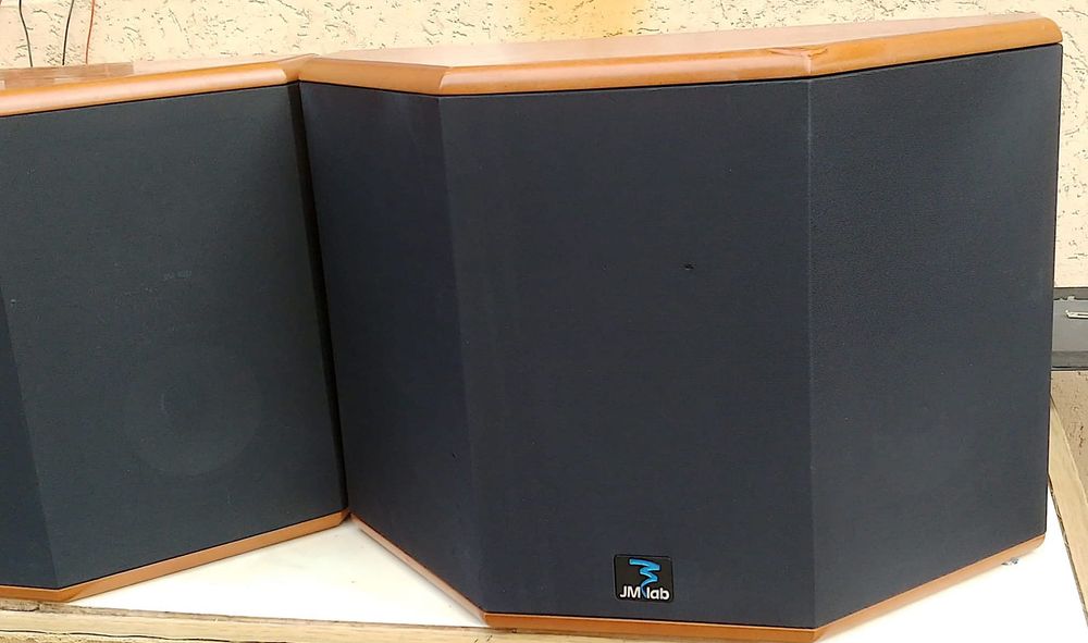 JM Lab/ Focal Electra SR30 incinte boxe difuzoare