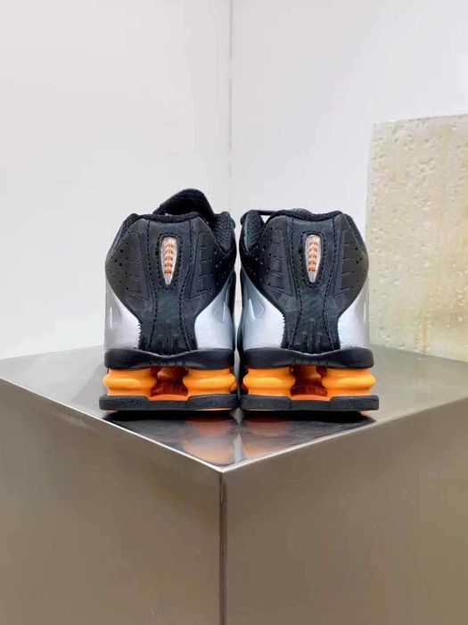 Нови мъжки маратонки Nike Air Max Shox R4 Bright Mandarin