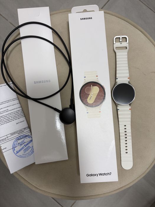 Продам часы Samsung Galaxy Watch 7