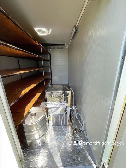 Vand remorca frigorifica