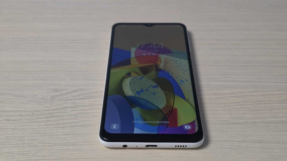 Samsung Galaxy A12 – Arată și funcționează impecabil / Liber de rețea