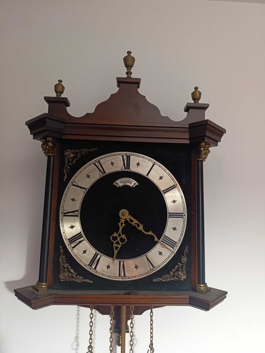 Ceas vintage cu pendula