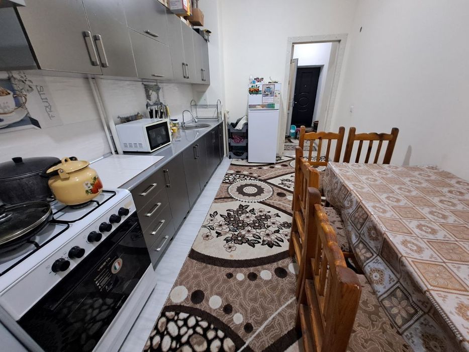 Guliston 4-mavze 2 xona uy SOTILADI