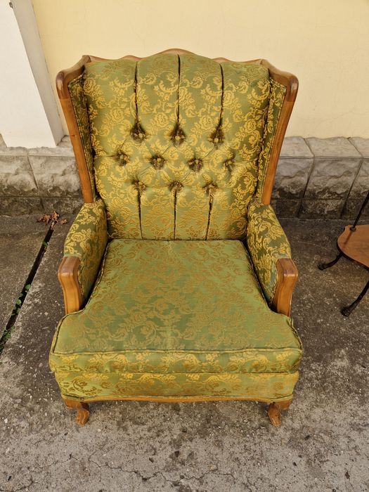 Страхотно антикварно кресло Queen Anna