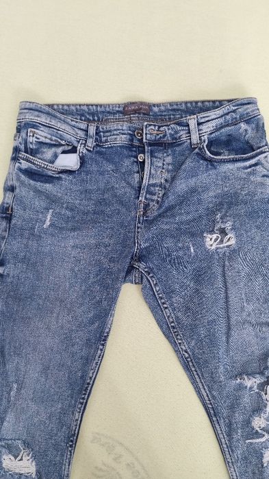 Blugi Zara Marime 44