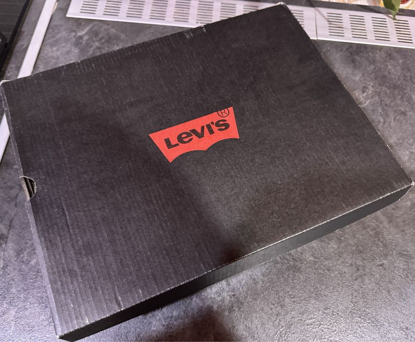 Vand Ghete Levi’s originale piele noi