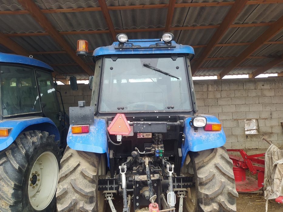 Трактор нев холанд ТТ4--80 сотилади срочно