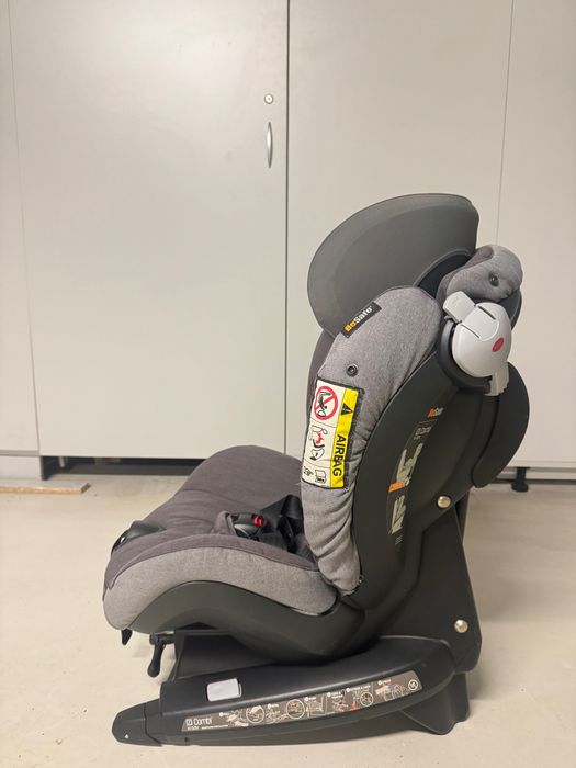 Scaun auto copii BeSafe iZi Combi X4 ISOfix – stare bună