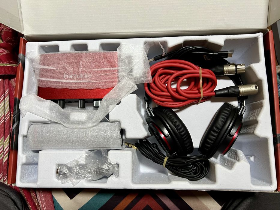 Focusrite Scarlett Solo Studio Pack 3rd Gen