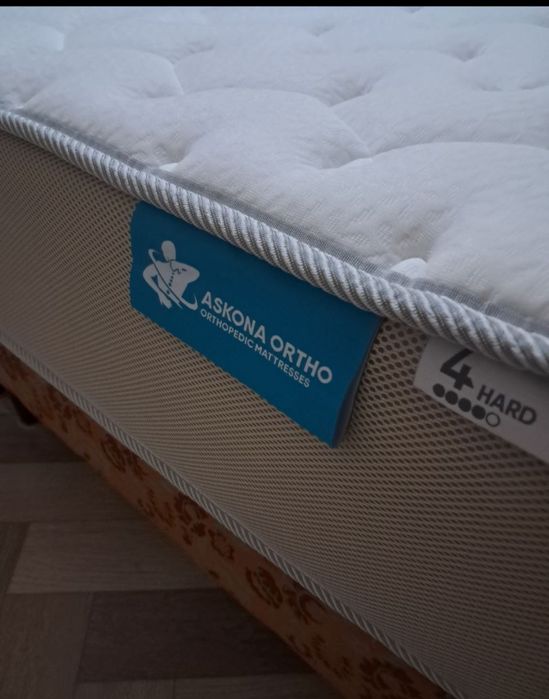 Продаеться ортопедический матрас новый