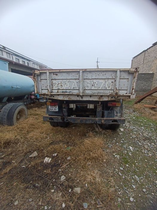 Zil sotilsdi 10.000 $ kelishiladi