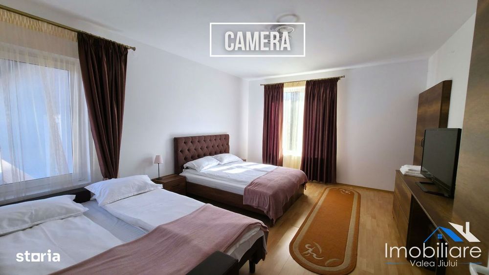 Casă spațioasă de vânzare – Hațeg | Zonă centrală | Teren 1.400 mp