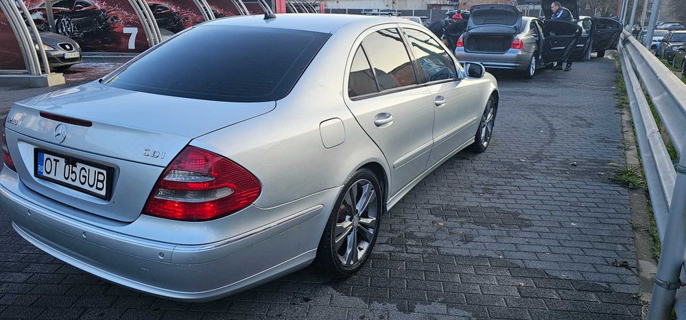Se vinde mercedes benz e 220cdi