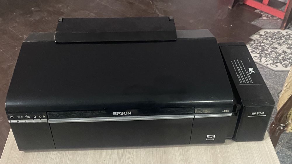 Продам цветной принтер Epson l805