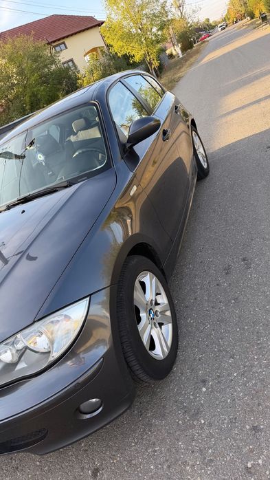 BMW Seria 1 2006 — imagine 5