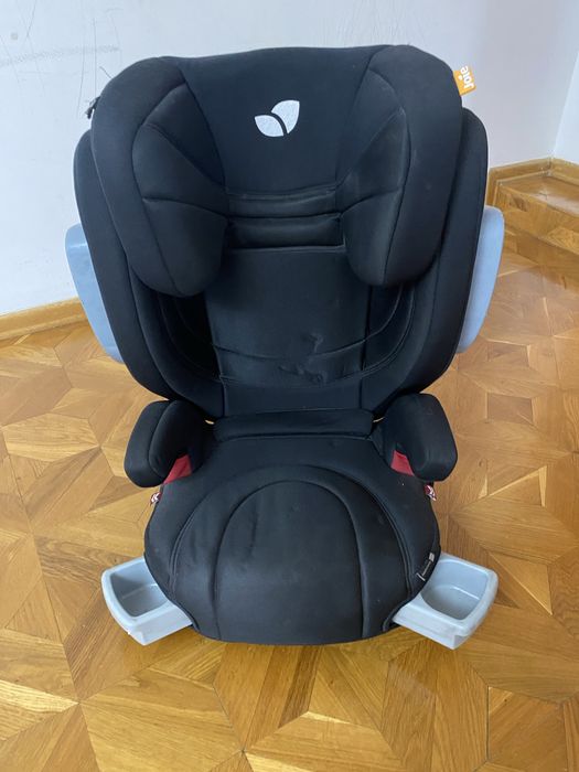 Продам Joie автокресло
