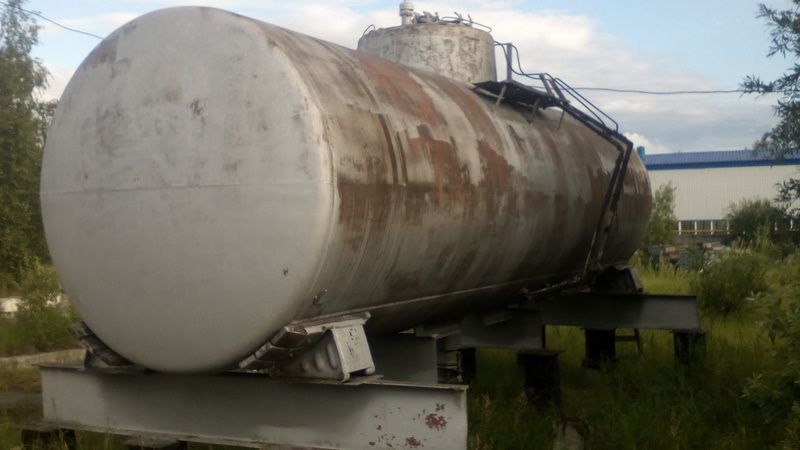 Емкость Цистетрна Вагоний 54кублик сотилади стенка 10мм