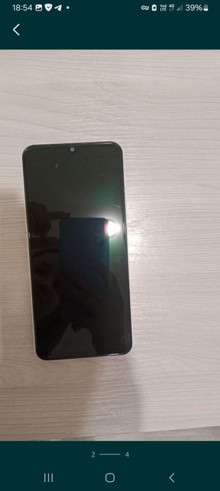 Обменяю телефон  на айфон