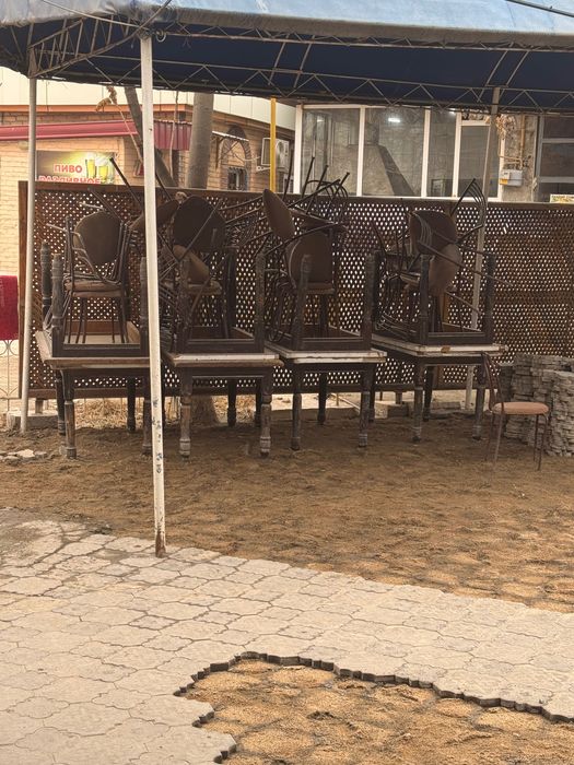 стол стуллар, донага хам сотилади