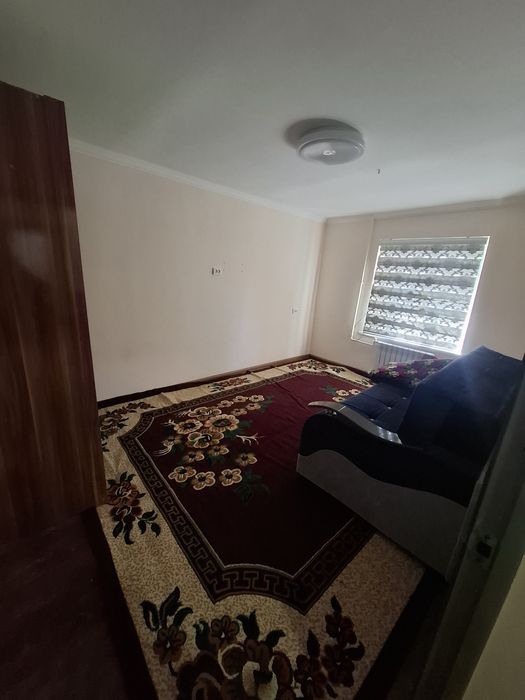 Bez makler Chilonzor 9 da 2 xonali uy sotiladi