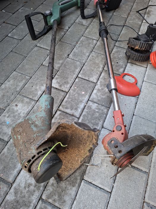 Vand Trimer bosch tuns iarba