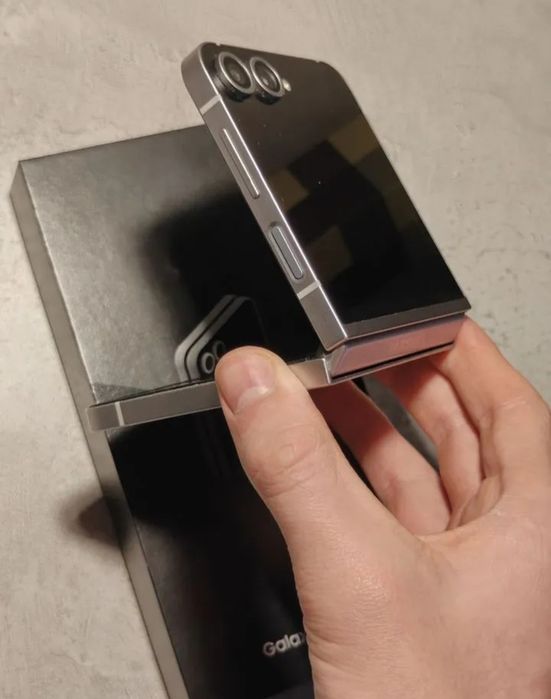 Samsung Galaxy Z Flip 6 256gb