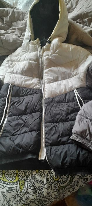 Продам куртку мужскую