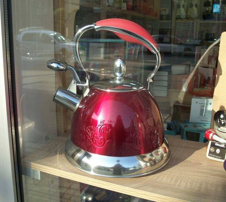 Чайник со свистком VICALINA 2в1.Новый.