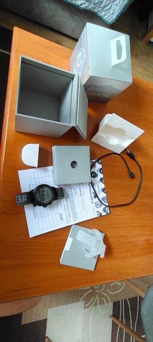 Продавам смартчасовник Coros Apex 2 pro - гаранция