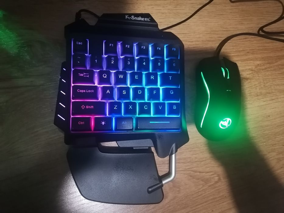 Gaming mouse and keyboard