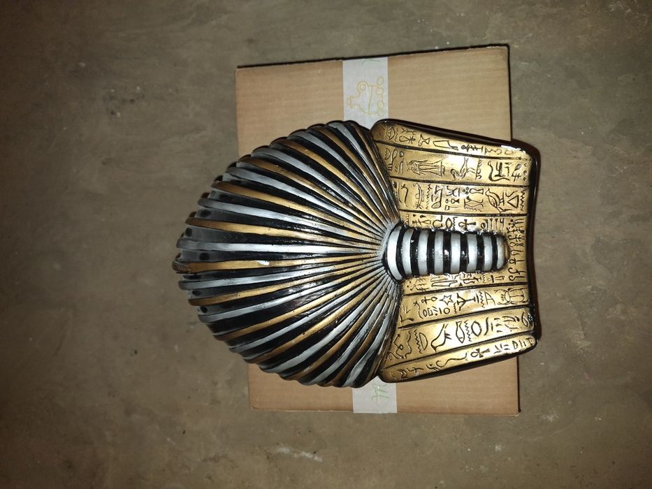 Bust Tutankhamon