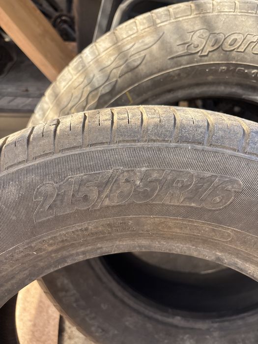Шины БУ 215/65/16